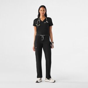 Women’s black figs scrubs set